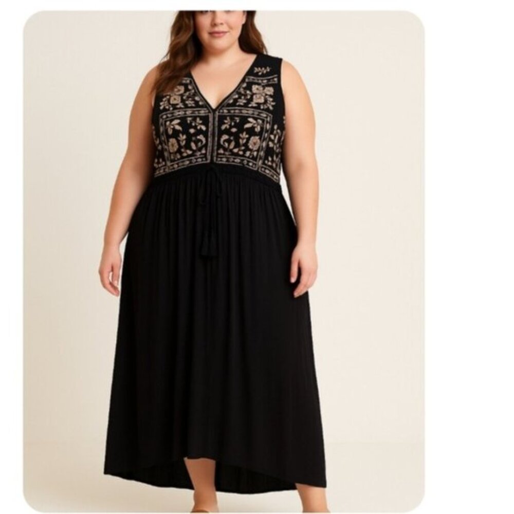 Lucky Brand Plus Boho Black Embroidered Maxi Dress Size 3X Sleeveless V neck